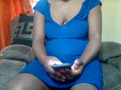 Snapshot of zee66658 chatting on 06/08/26, 03:51 zee66658 online show from 06/08/26, 03:51