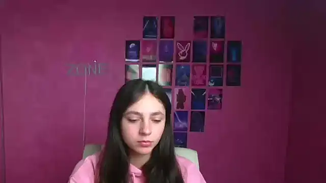 Snapshot of KissMeJulia chatting on 03/14/26, 06:30 KissMeJulia online show from 03/14/26, 06:30