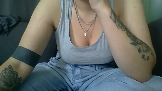 Snapshot of Geileboef28 chatting on 07/27/26, 12:12 Geileboef28 online show from 07/27/26, 12:12