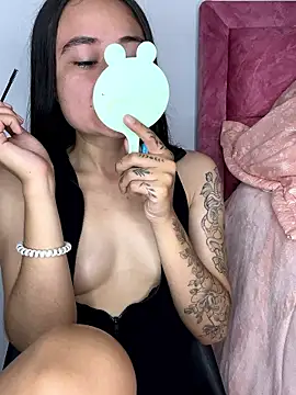 Sofia-squir online show from 04/15/26, 12:12