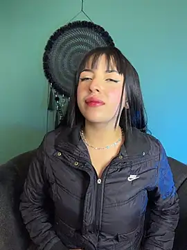 Snapshot of _Mishell22 chatting on 02/17/26, 04:02 Mishell22 online show from 02/17/26, 04:02