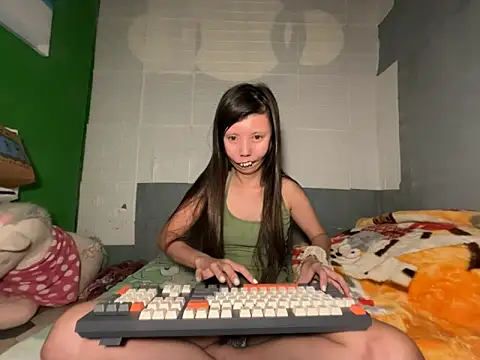 lady moon09 online show from 04/05/26, 08:28