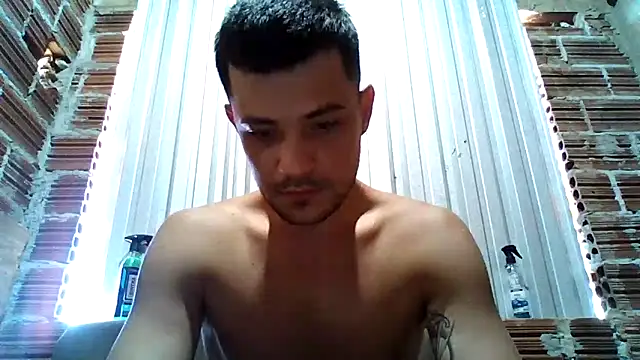 Snapshot of machodotado97 chatting on 03/27/26, 12:05 machodotado97 online show from 03/27/26, 12:05