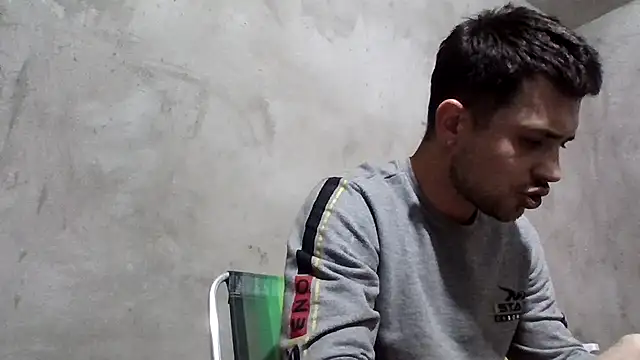 Snapshot of machodotado97 chatting on 04/12/26, 04:39 machodotado97 online show from 04/12/26, 04:39