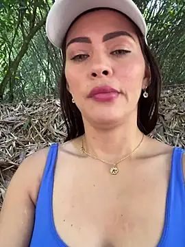 Snapshot of samanta_94 chatting on 03/26/26, 04:12 samanta 94 online show from 03/26/26, 04:12