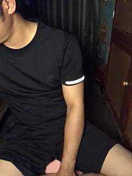 Snapshot of _Men_2026 chatting on 04/06/26, 04:19 Men 2026 online show from 04/06/26, 04:19