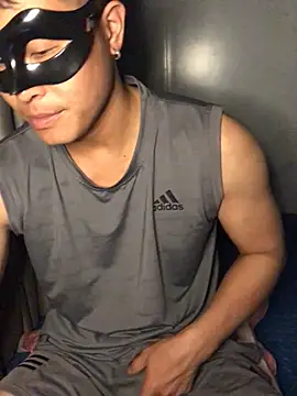 Snapshot of _Men_2026 chatting on 04/17/26, 10:24 Men 2026 online show from 04/17/26, 10:24