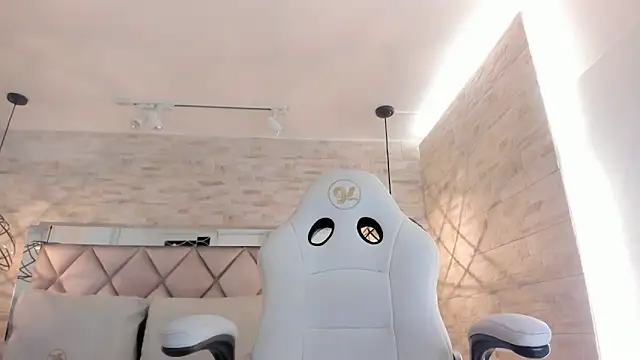 bella novoa online show from 03/11/26, 03:12