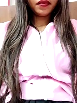 cute girl 29 online show from 02/17/26, 09:54