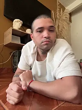 Simone026 online show from 02/25/26, 10:52