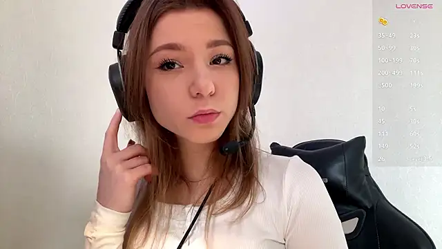 aera elese online show from 02/19/26, 08:43