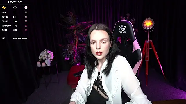 Wild Alice me online show from 03/25/26, 04:02