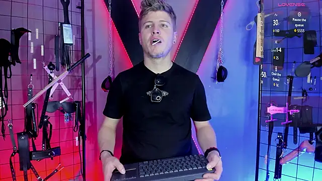 Snapshot of MrJustin_Brianna_BDSM chatting on 02/28/26, 07:26 MrJustin Brianna BDSM online show from 02/28/26, 07:26