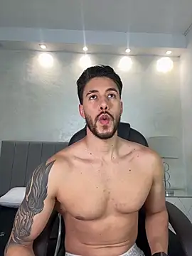 Snapshot of evans_campbell1 chatting on 02/21/26, 11:28 evans campbell1 online show from 02/21/26, 11:28