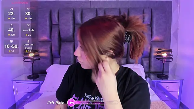 Snapshot of CloeDawson chatting on 04/16/26, 12:17 CloeDawson online show from 04/16/26, 12:17