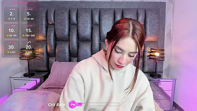 Snapshot of CloeDawson chatting on 04/25/26, 12:30 CloeDawson online show from 04/25/26, 12:30