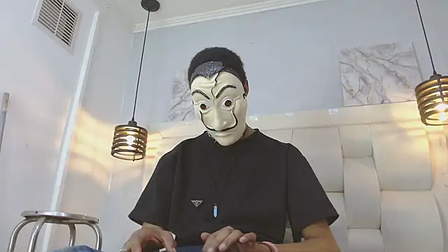 Santiago Ortiz  online show from 04/06/26, 07:37