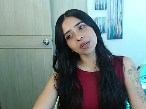 Snapshot of Pauliha chatting on 02/26/26, 04:50 Pauliha online show from 02/26/26, 04:50