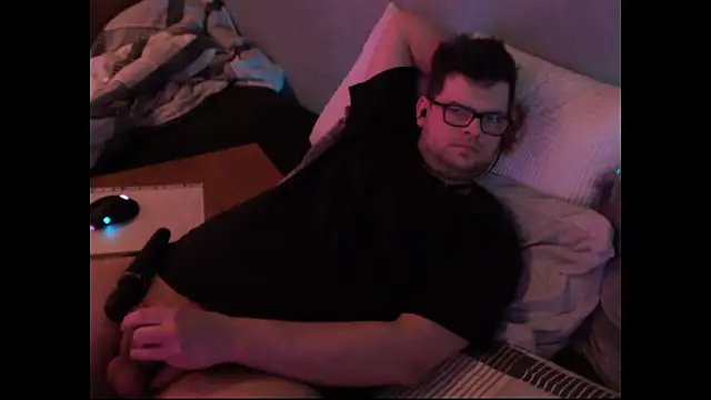 Whyteshadow4235 online show from 03/01/26, 08:00