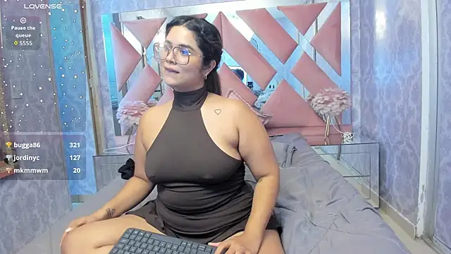liz ariza4u online show from 04/01/26, 01:41