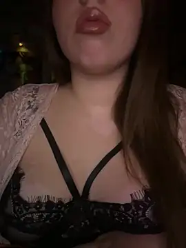 Snapshot of AnessaXrose chatting on 02/18/26, 10:17 AnessaXrose online show from 02/18/26, 10:17