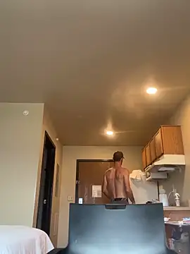 Snapshot of Powerbottomdom chatting on 02/17/26, 09:32 Powerbottomdom online show from 02/17/26, 09:32