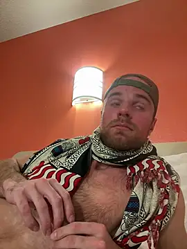 Snapshot of Powerbottomdom chatting on 02/22/26, 02:34 Powerbottomdom online show from 02/22/26, 02:34