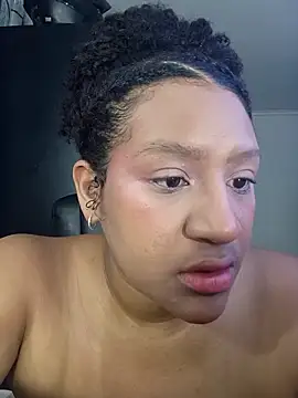 Snapshot of gigiblue89 chatting on 03/13/26, 07:04 gigiblue89 online show from 03/13/26, 07:04