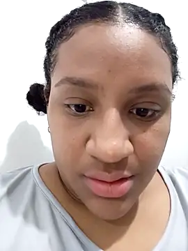 Snapshot of gigiblue89 chatting on 04/21/26, 11:38 gigiblue89 online show from 04/21/26, 11:38