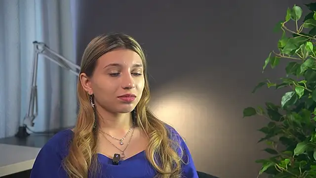 Snapshot of SuAvison chatting on 02/22/26, 08:13 SuAvison online show from 02/22/26, 08:13