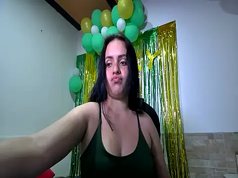 Snapshot of madame_lilly_ chatting on 03/18/26, 12:08 madame lilly online show from 03/18/26, 12:08
