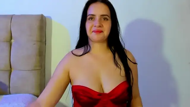 Snapshot of madame_lilly_ chatting on 04/15/26, 08:20 madame lilly online show from 04/15/26, 08:20