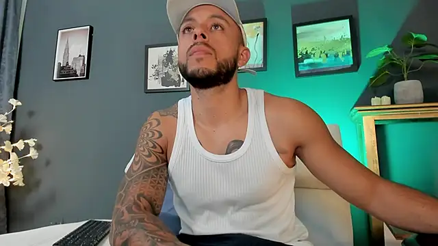 Daniel kingx online show from 04/15/26, 02:35