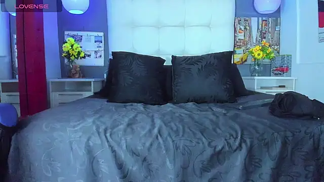 SharonTygaX online show from 02/28/26, 04:13