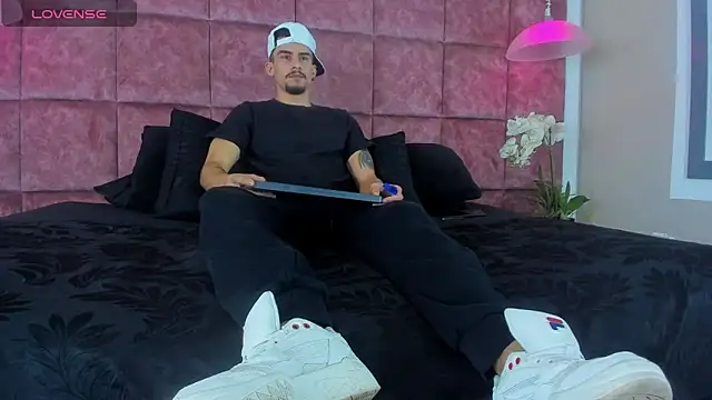 SharonTygaX online show from 03/28/26, 03:50