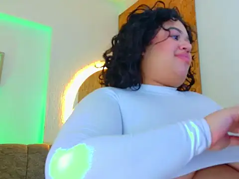 deva big online show from 04/05/26, 02:53