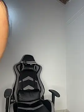 Snapshot of MiaFox_mml chatting on 03/31/26, 03:52 MiaFox mml online show from 03/31/26, 03:52