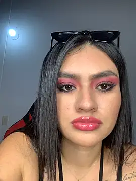 Snapshot of MiaFox_mml chatting on 04/03/26, 05:49 MiaFox mml online show from 04/03/26, 05:49