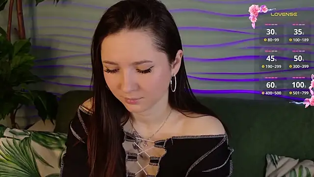 Snapshot of Tiny_BunnyX chatting on 03/02/26, 06:14 Tiny BunnyX online show from 03/02/26, 06:14