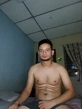 Snapshot of alejo1405m chatting on 04/30/26, 05:14 alejo1405m online show from 04/30/26, 05:14