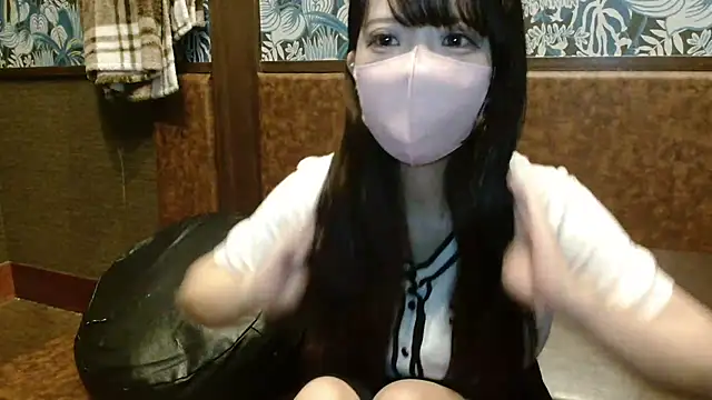 Snapshot of Noa_melo chatting on 08/05/26, 10:55 Noa melo online show from 08/05/26, 10:55