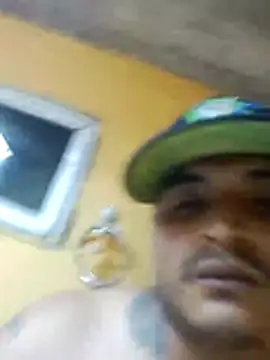 Snapshot of elcogecoge12 chatting on 02/19/26, 07:04 elcogecoge12 online show from 02/19/26, 07:04