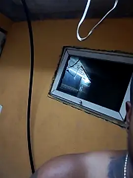 Snapshot of elcogecoge12 chatting on 04/17/26, 08:06 elcogecoge12 online show from 04/17/26, 08:06