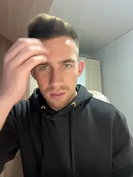 ---Dark--- online show from 06/04/26, 06:03