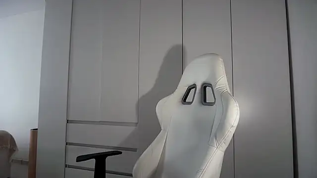 monnymoonn online show from 03/08/26, 08:40