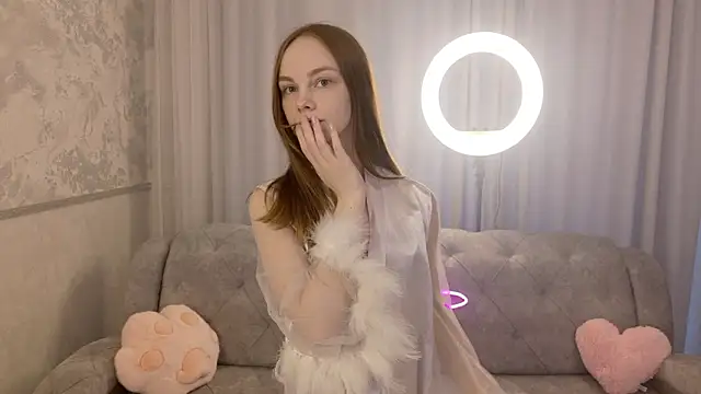 Snapshot of litleee_sunshineeee chatting on 02/26/26, 02:16 litleee sunshineeee online show from 02/26/26, 02:16