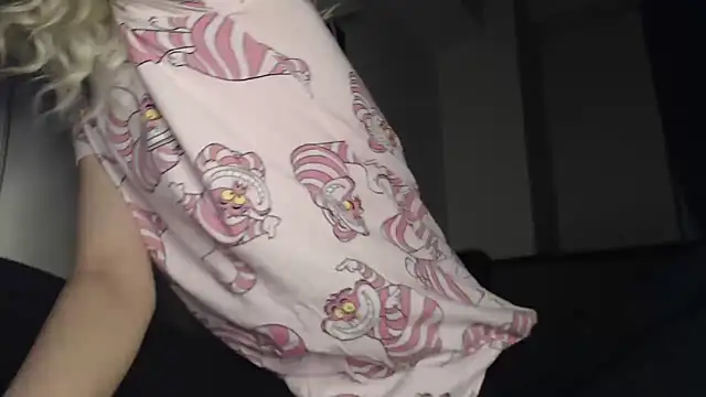 MessyBitch2 online show from 02/27/26, 09:59