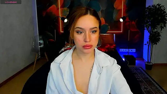 Snapshot of tina_xx_tina chatting on 02/27/26, 02:11 tina xx tina online show from 02/27/26, 02:11