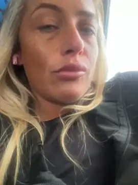 ScarlettGold  online show from 04/09/26, 10:42