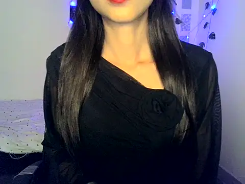 Snapshot of SIKSHA_SINGH chatting on 03/13/26, 06:14 SIKSHA SINGH online show from 03/13/26, 06:14